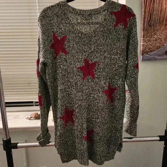 If it were me, Scoop‎ neck stars sweater - Picture 2 of 8